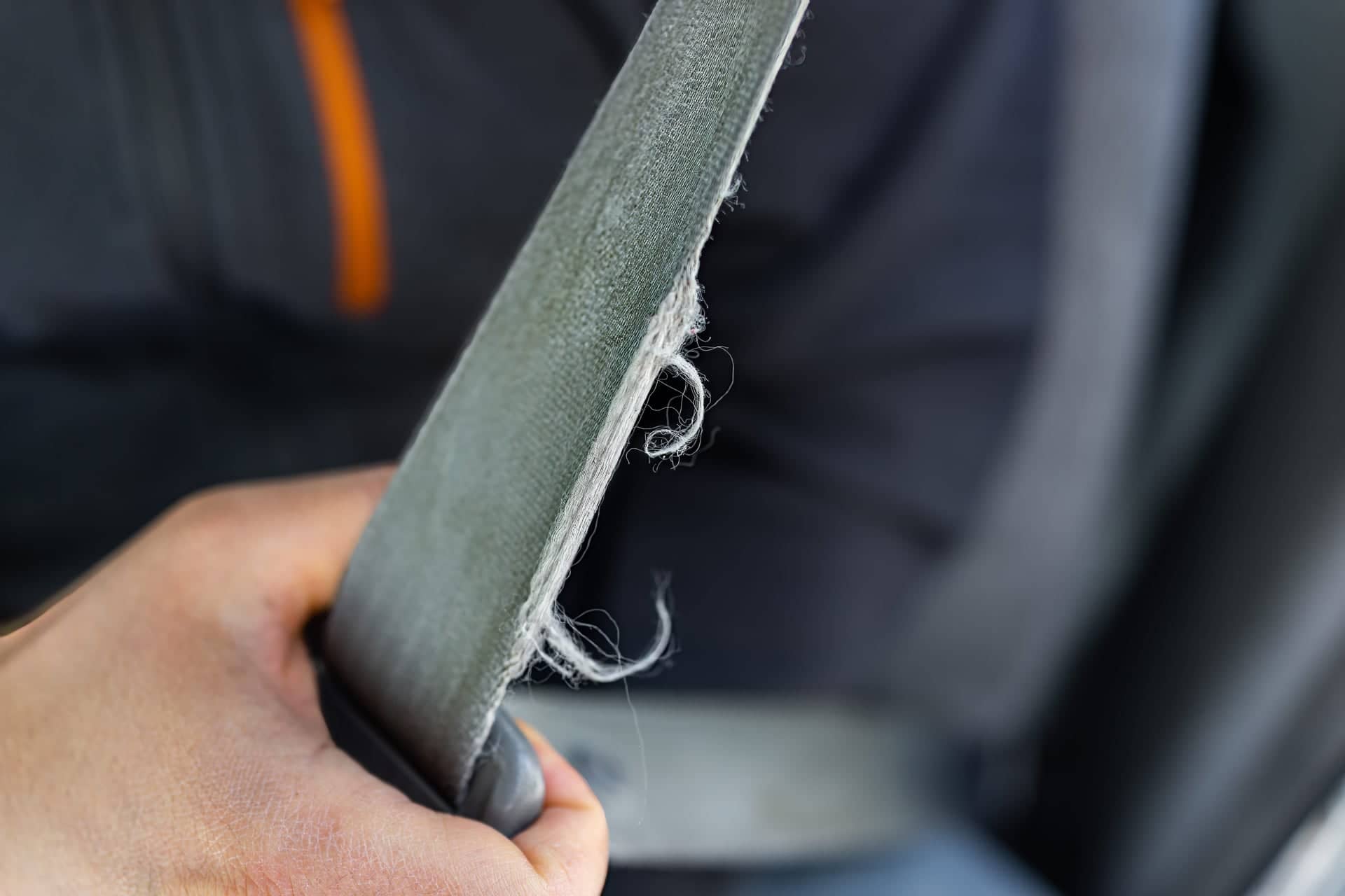 Opravy a servis bezpečnostních pásů